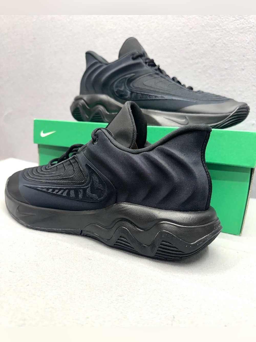 Nike Giannis Immortality 4 Men Sz 12 Triple Black Basketball Sneaker FQ3680-003